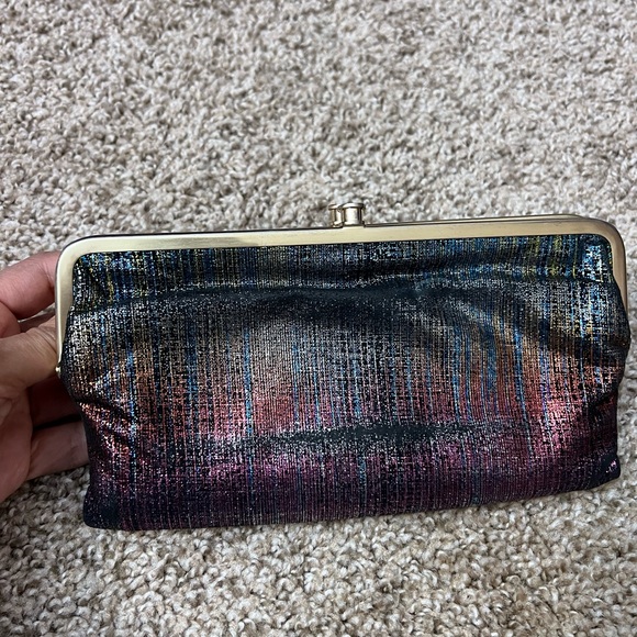 Beautiful HOBO Sadie Wallet 🤩🤩🤩🤩 - Picture 3 of 8